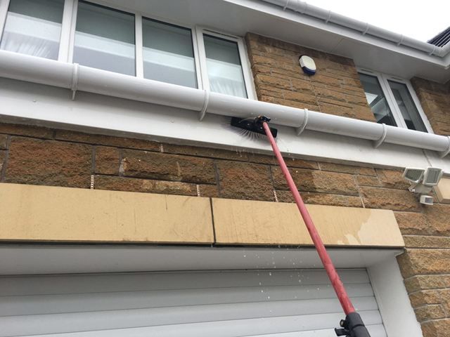 fascia-soffit-cleaning-1