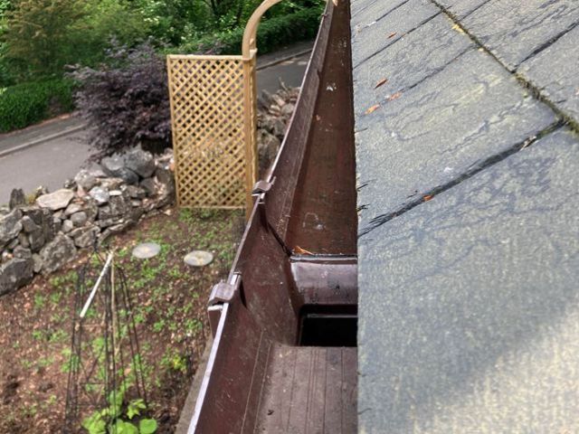 gutter-cleaining-3